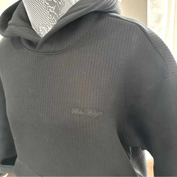 H&M Loose Fit Black Ribbed Hoodie Sweatshirt Soho Heights Logo Size M - Picture 11 of 14